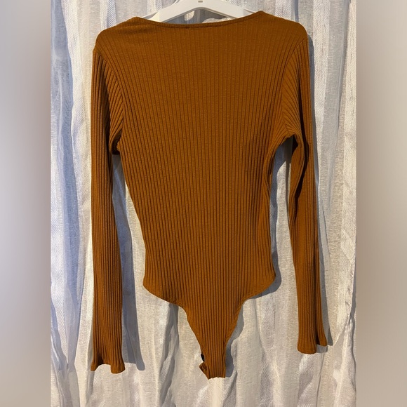 Fashion nova bodysuit - Picture 4 of 4